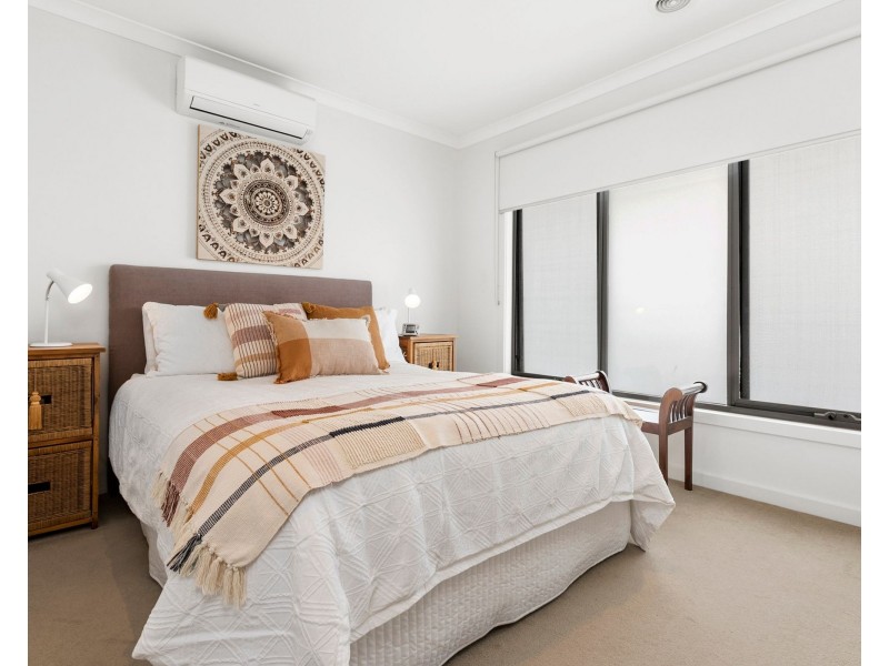 3 Starling Place, Safety Beach VIC 3936