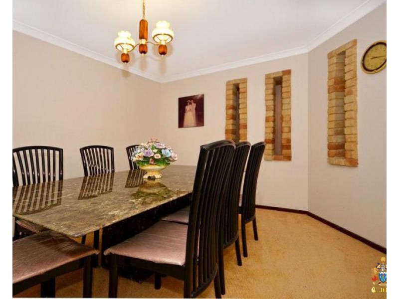 3 Livingstone Drive, Canning Vale WA 6155