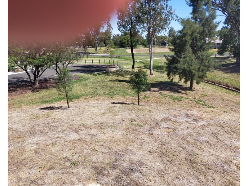 4 Quintin Street, Roma QLD 4455