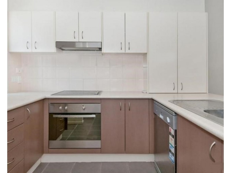 2/154 River Hills Road, Eagleby QLD 4207