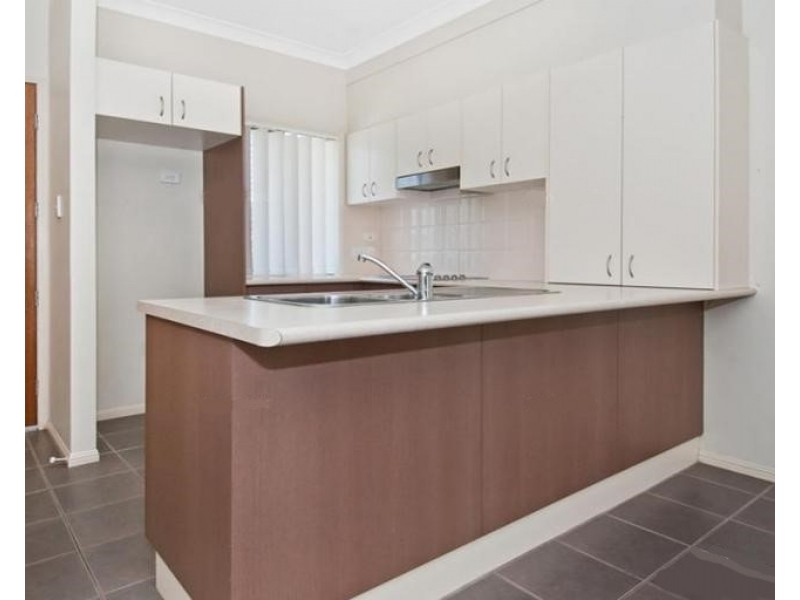 2/154 River Hills Road, Eagleby QLD 4207