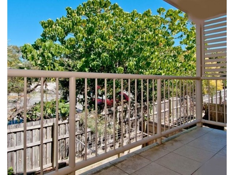 2/154 River Hills Road, Eagleby QLD 4207