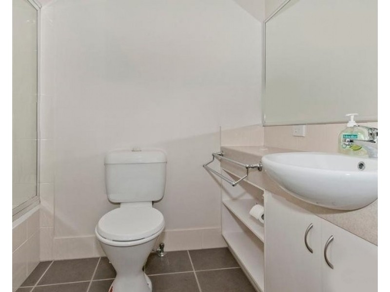 2/154 River Hills Road, Eagleby QLD 4207