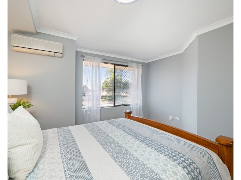 11 Woodcroft Place, Mount Richon WA 6112