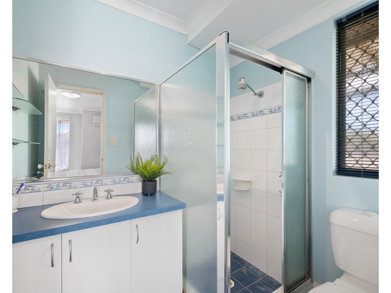 11 Woodcroft Place, Mount Richon WA 6112