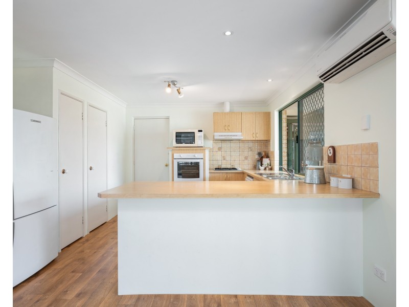 11 Woodcroft Place, Mount Richon WA 6112