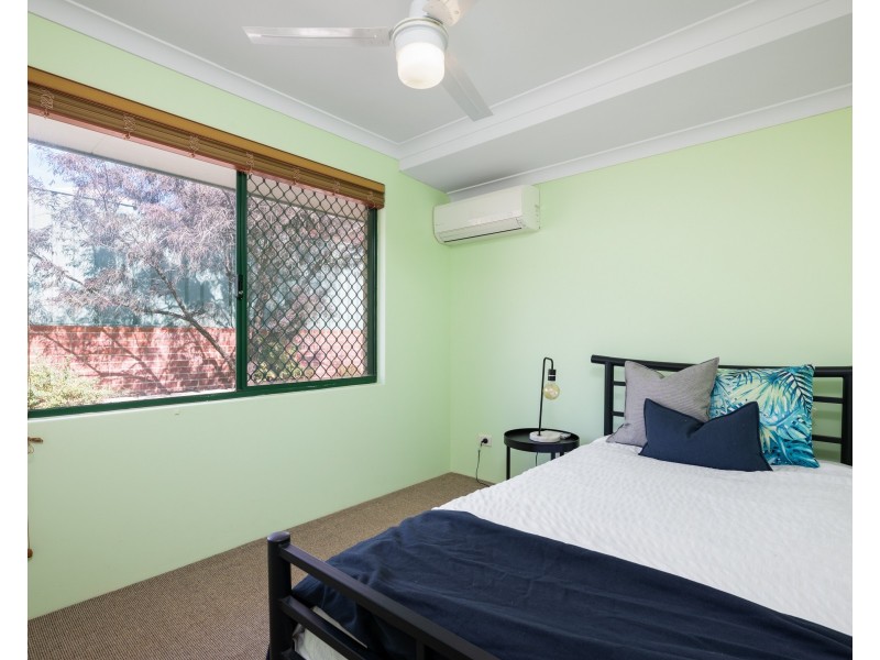 11 Woodcroft Place, Mount Richon WA 6112