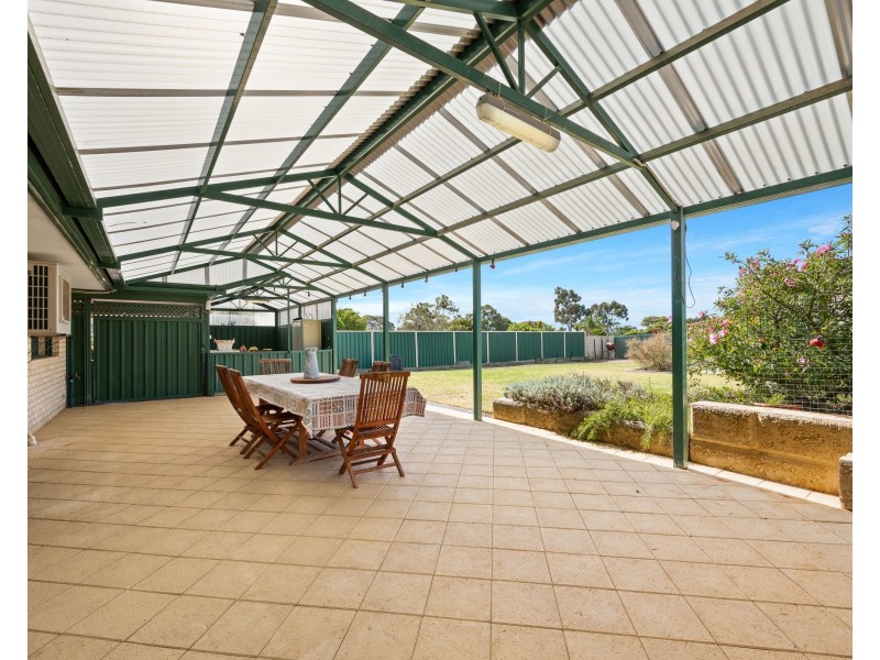 11 Woodcroft Place, Mount Richon WA 6112