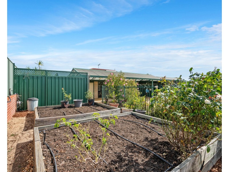 11 Woodcroft Place, Mount Richon WA 6112