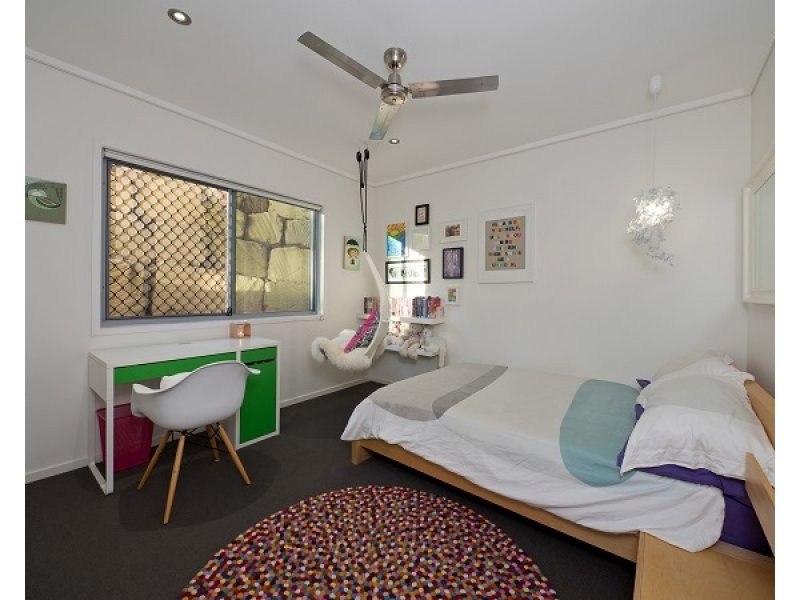 10 Carmen Court, Shailer Park QLD 4128