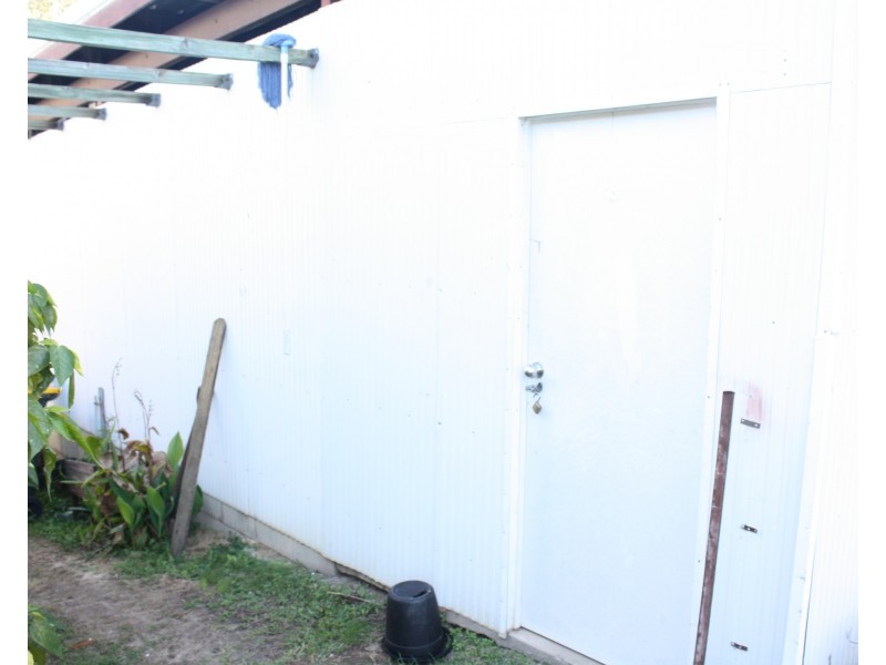 29 May st, Gin Gin QLD 4671