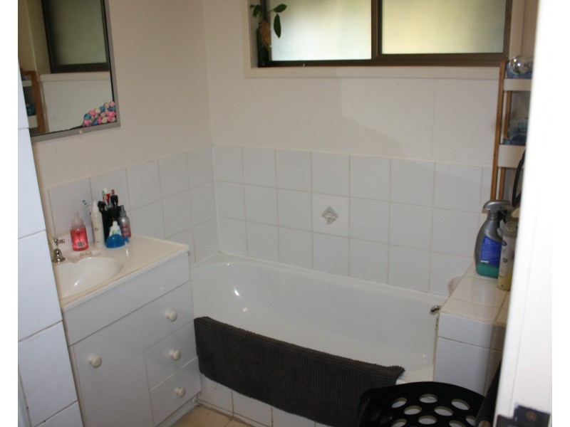 29 May st, Gin Gin QLD 4671