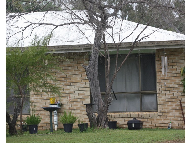 29 May st, Gin Gin QLD 4671