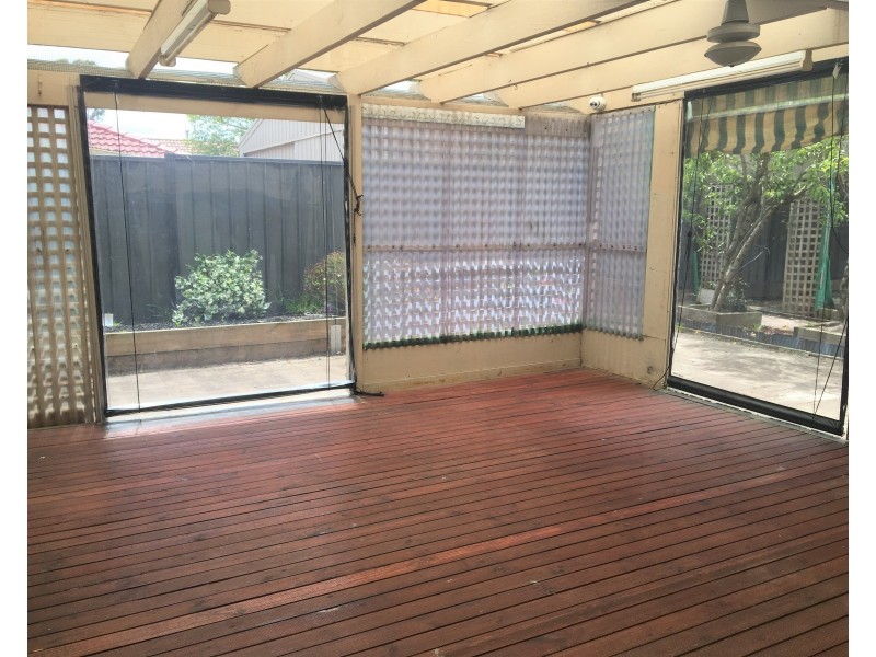 8 Kellett Street, Cranbourne North VIC 3977