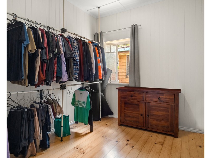 32 Robinson Street, Coorparoo QLD 4151