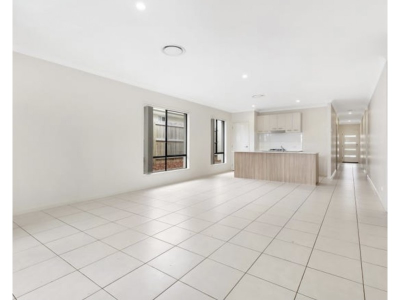 37 Alesana Drive, Bellbird Park QLD 4300
