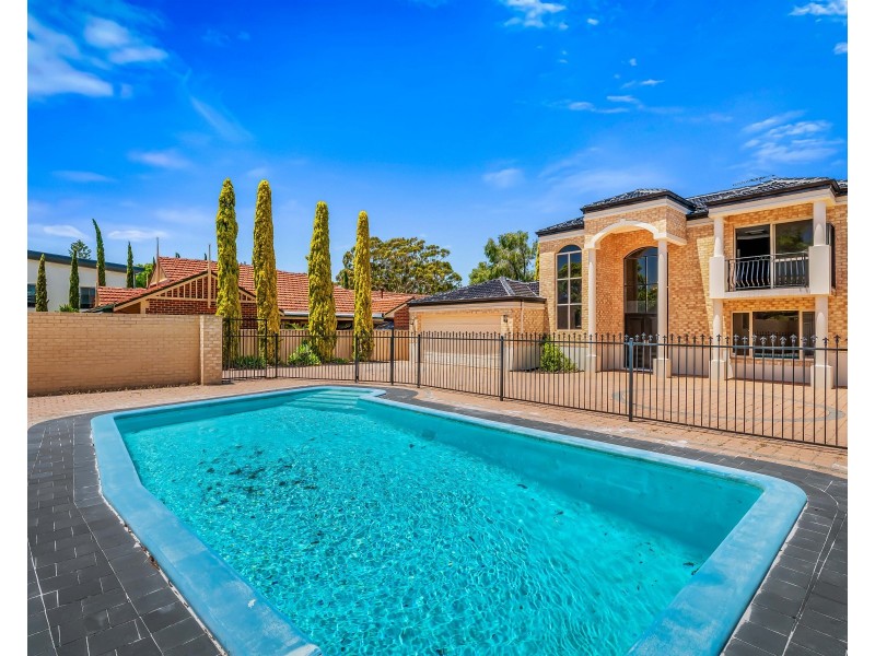 114 Waratah Avenue, Dalkeith WA 6009