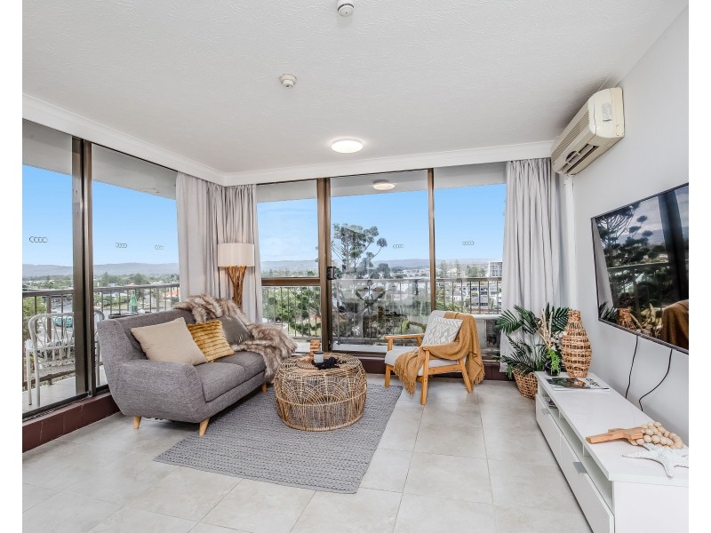 32/43 Enderley Avenue, Surfers Paradise QLD 4217