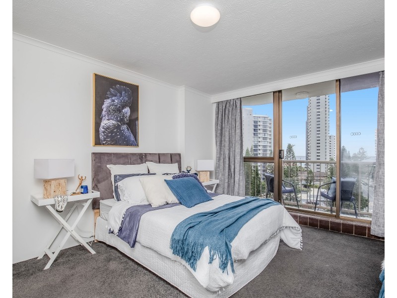 32/43 Enderley Avenue, Surfers Paradise QLD 4217