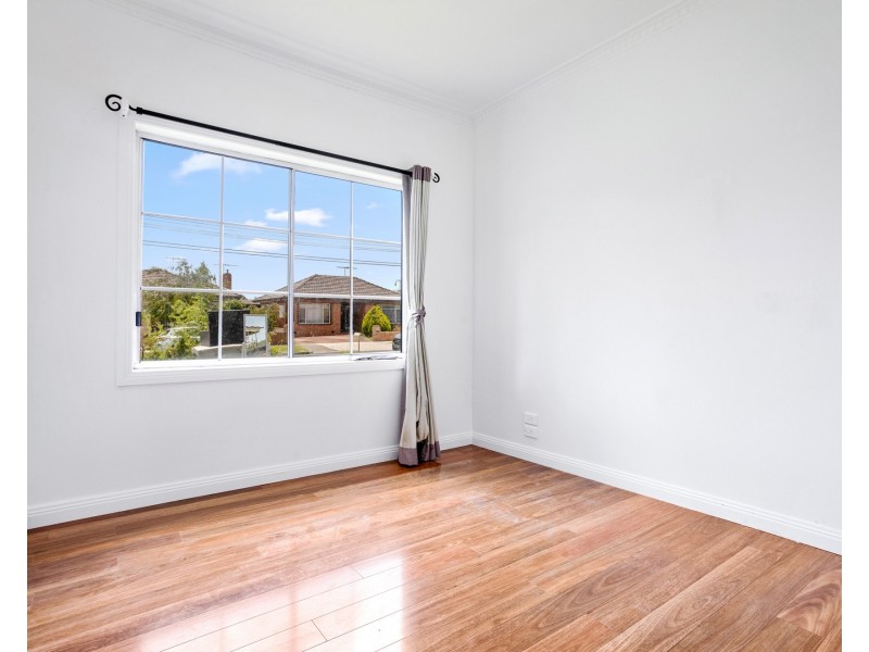 19 Susan Street, Albion VIC 3020