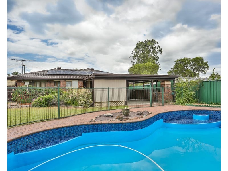 4 Basie Court, Browns Plains QLD 4118