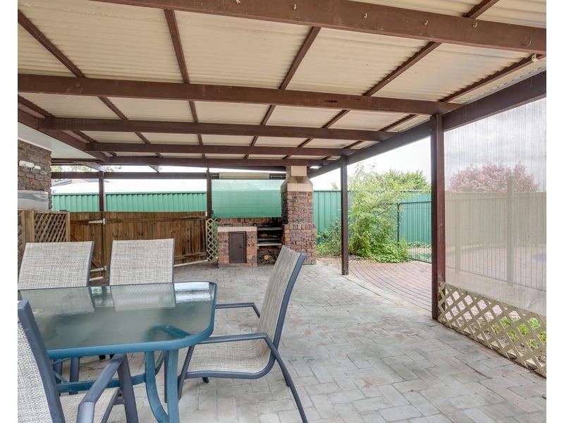4 Basie Court, Browns Plains QLD 4118