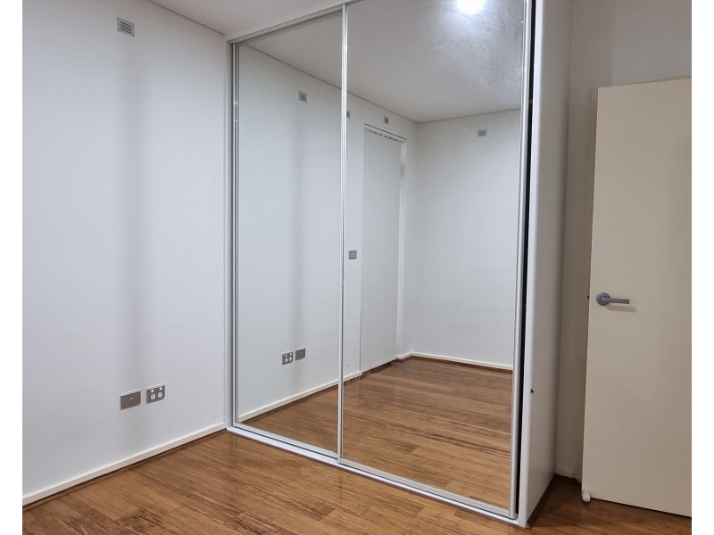 6/232 Targo Road, Toongabbie NSW 2146