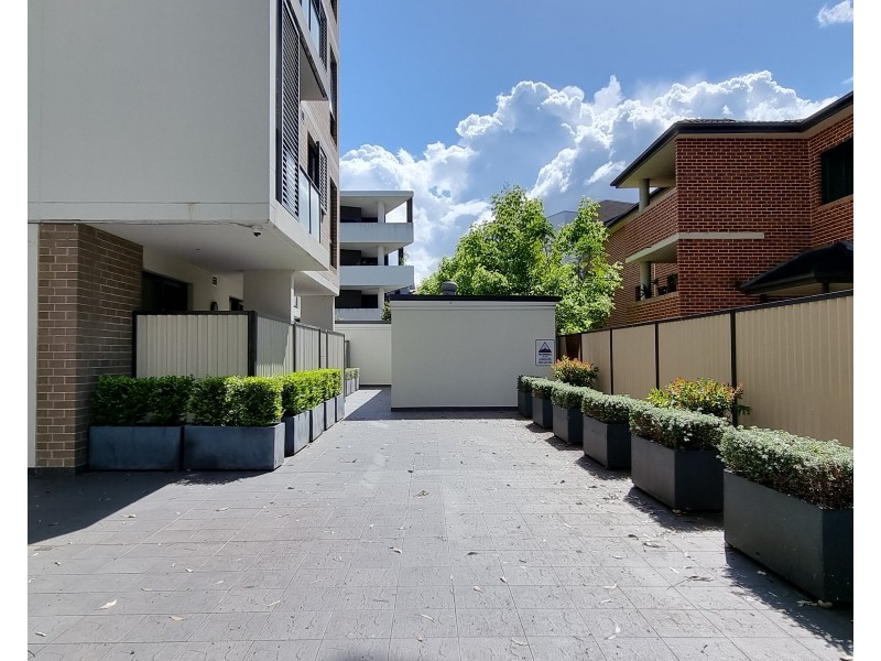 6/232 Targo Road, Toongabbie NSW 2146