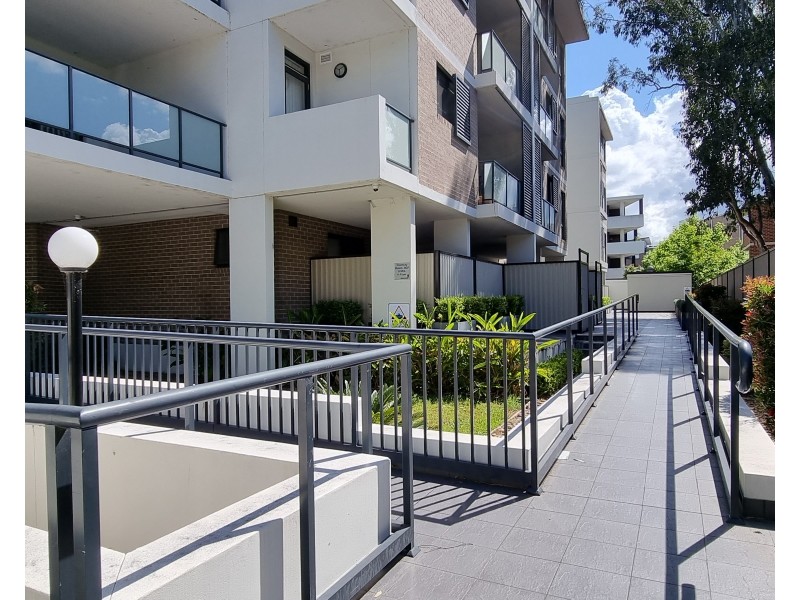 6/232 Targo Road, Toongabbie NSW 2146