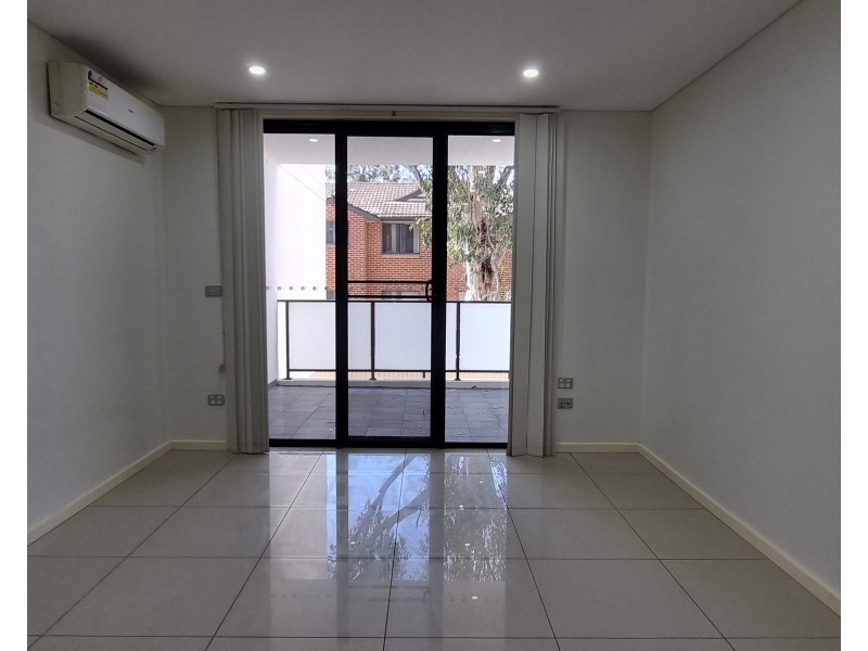 6/232 Targo Road, Toongabbie NSW 2146