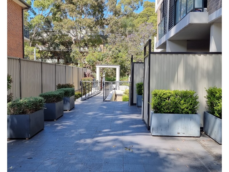 6/232 Targo Road, Toongabbie NSW 2146