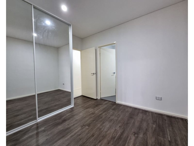 6/232 Targo Road, Toongabbie NSW 2146