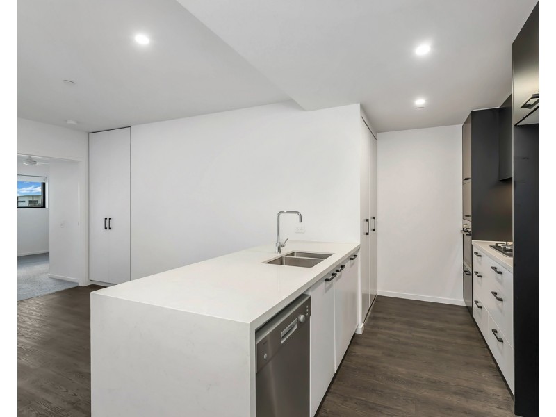 906/28 Wolseley Street, Woolloongabba QLD 4102