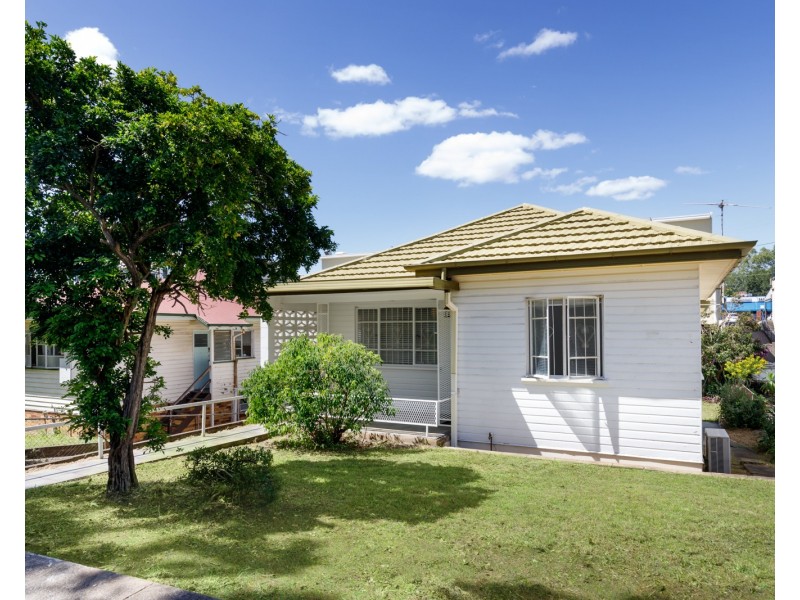 120 Dell Road, St Lucia QLD 4067