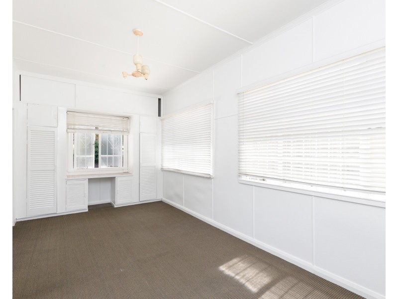 120 Dell Road, St Lucia QLD 4067