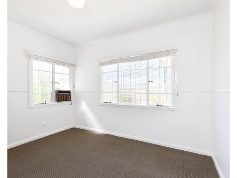 120 Dell Road, St Lucia QLD 4067