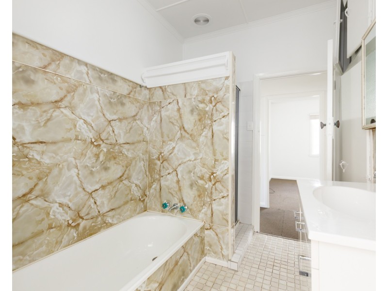 120 Dell Road, St Lucia QLD 4067