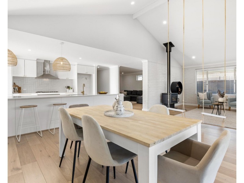 36 Eclipse Way, Beckenham WA 6107