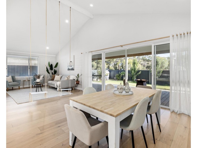 36 Eclipse Way, Beckenham WA 6107