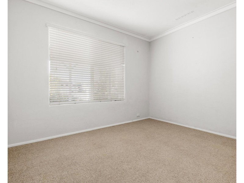 36 Eclipse Way, Beckenham WA 6107