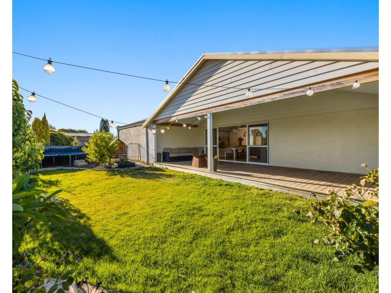 36 Eclipse Way, Beckenham WA 6107