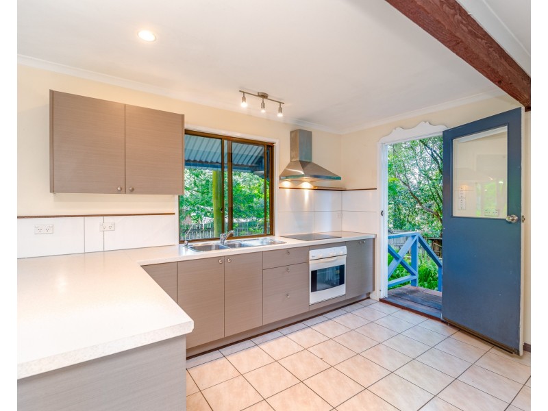62 Macdonnell Road, Tamborine Mountain QLD 4272