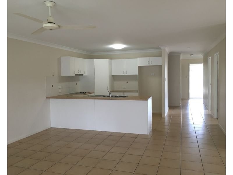 1/24 Bassili Drive, Collingwood Park QLD 4301