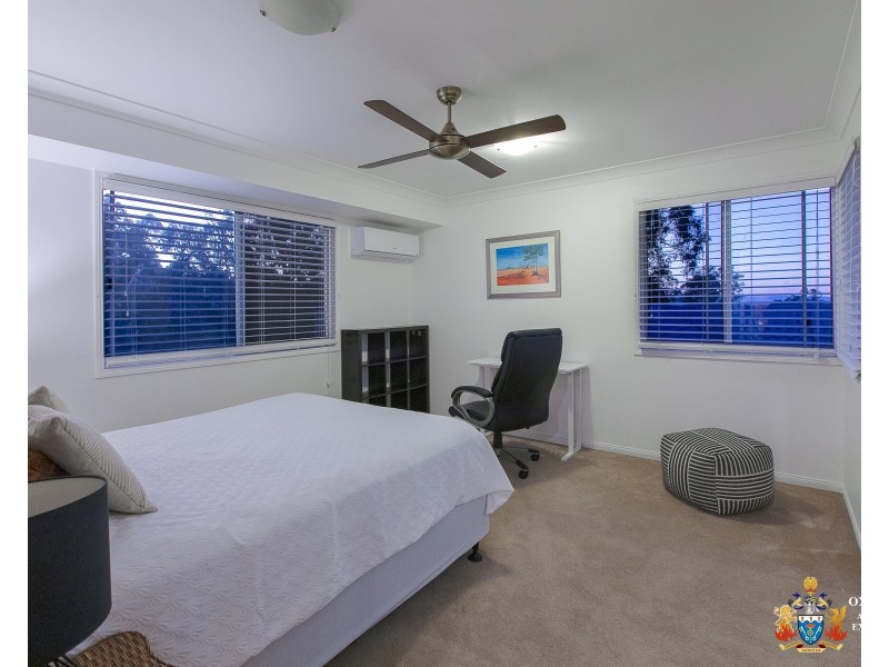 36-38 Buckingham Way, Elanora QLD 4221