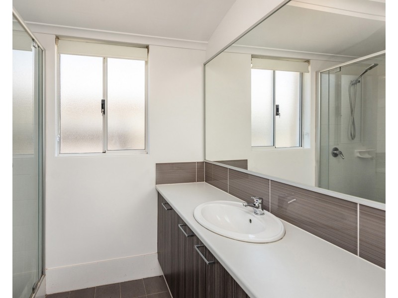 17 Lindberg Boulevard, Ellenbrook WA 6069
