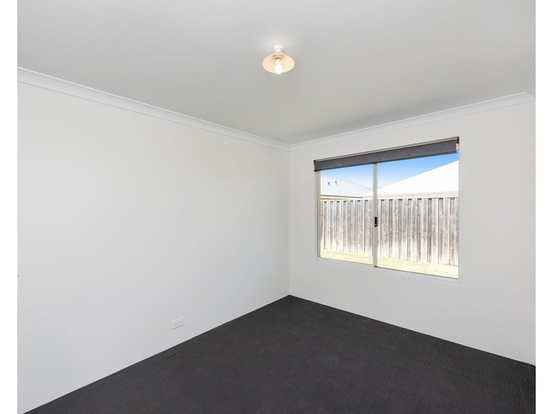 17 Lindberg Boulevard, Ellenbrook WA 6069