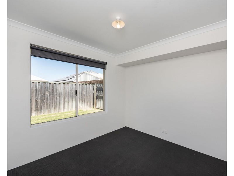 17 Lindberg Boulevard, Ellenbrook WA 6069