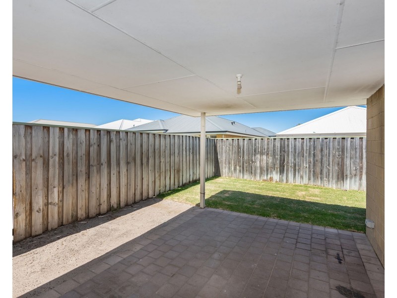 17 Lindberg Boulevard, Ellenbrook WA 6069