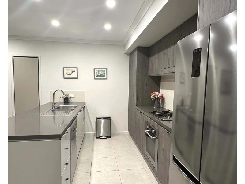 5 Asterella Circuit, Coomera QLD 4209