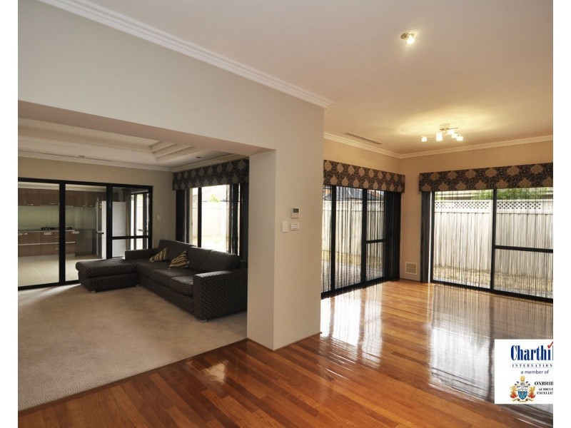 16 Sida Street, Canning Vale WA 6155